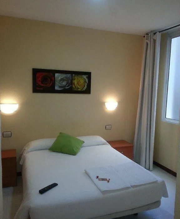 Hostal Ancla Dorada-1
