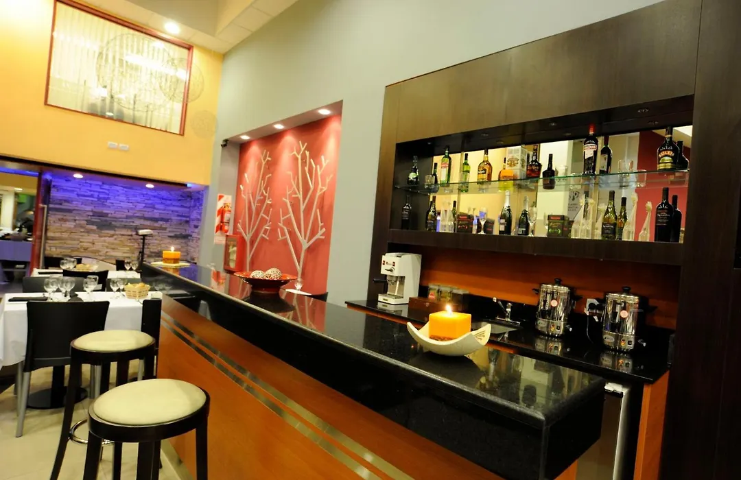 Hotel Osam-1