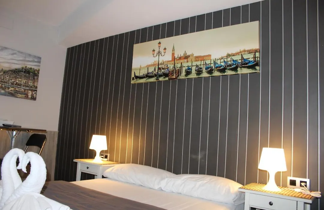 Bcn Condal Hostal-1