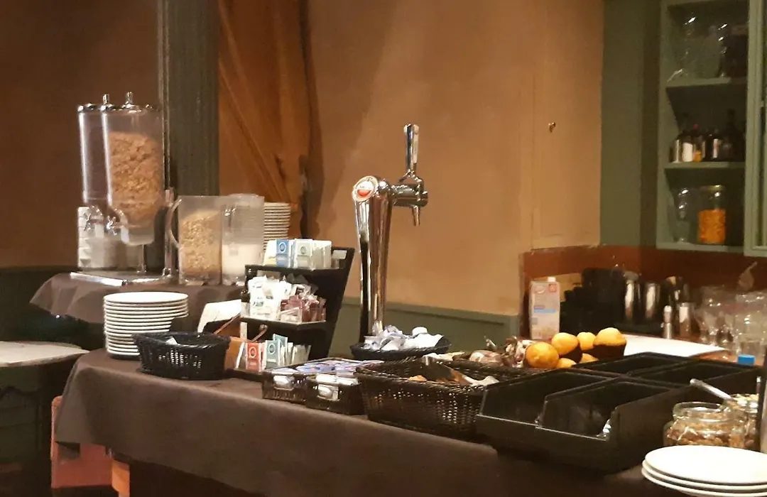 Hotel Adagio-1