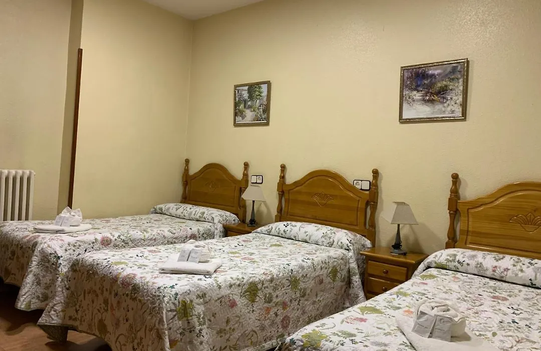 Hostal Internacional-1