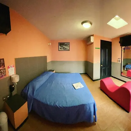 Motel Flamingos-2