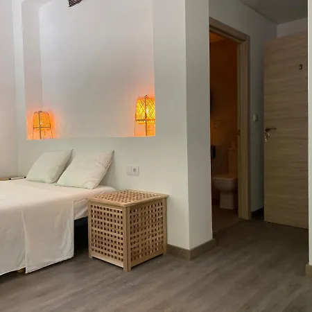 Shanti Rooms-3