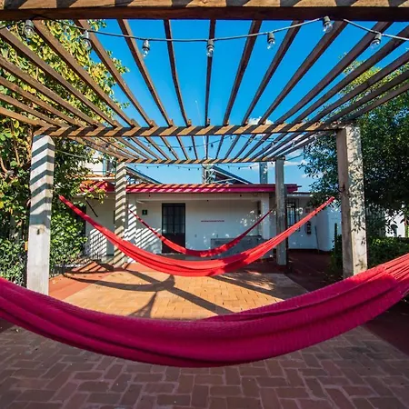 Agrado Guest House-2