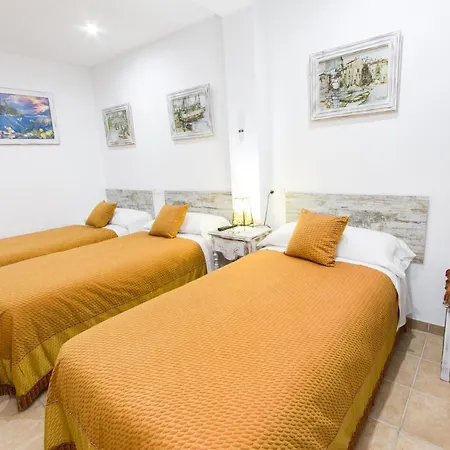 Hostal La Estrella-2
