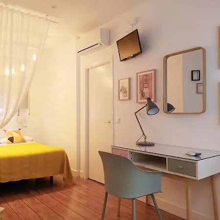 Hotel Smile & Co Hostal Boutique-2