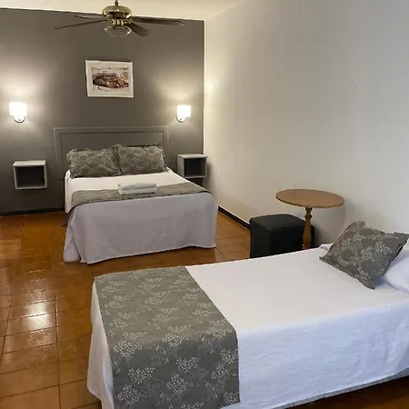Piazza Suites 2-3
