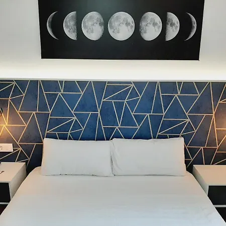 Hostal Laia By Gaiarooms-2