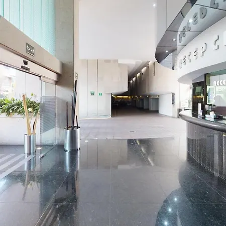 Hotel Patriotismo-2