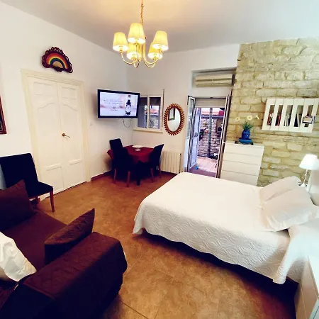 Antonio Guesthouse Alicante-3