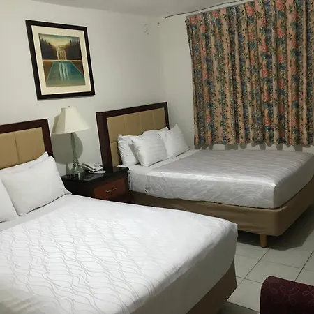 Hotel Guillen Jr-2
