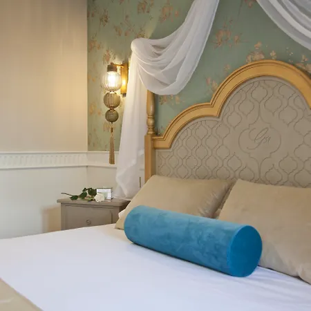 Hotel Gravina 51-2