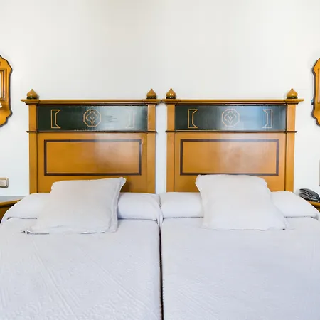 Hotel Plaza Nueva-2