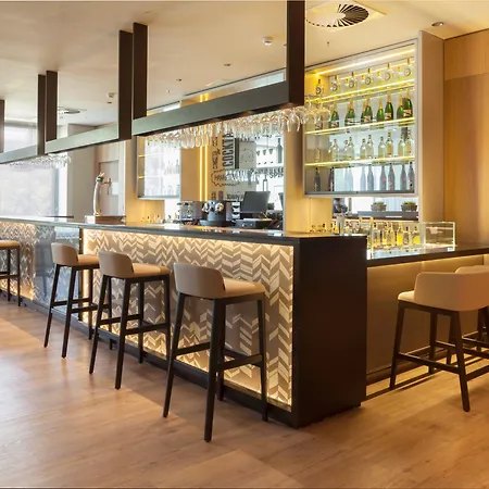 Ac Hotel Diagonal L'Illa By Marriott-2