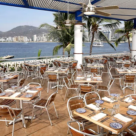 Park Royal Beach Acapulco-2
