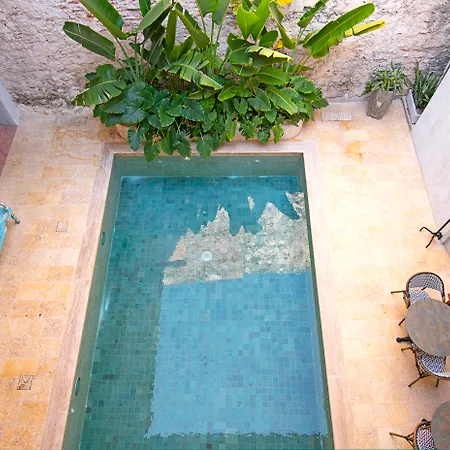 Ananda Hotel Boutique-3
