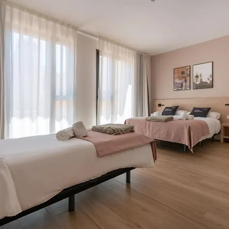 limehome Barcelona Carrer de Besalú 82-2