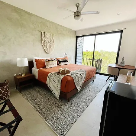 Urban Towers - Brand New Contemporary Apartment In Downtown-3