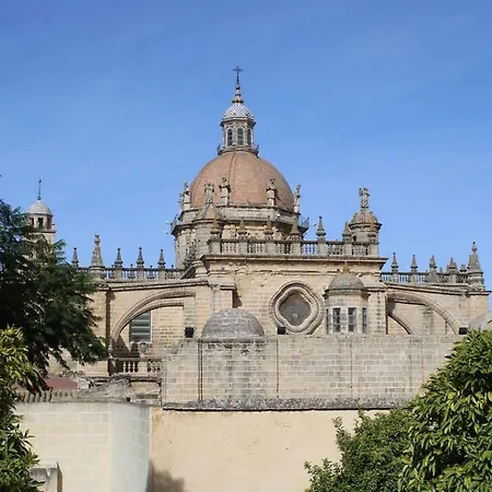 Hotel Carlos V Jerez By Vivere Stays-3