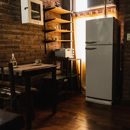 La Casita de Salta - Dpto 2 para 5 personas con patio interno y asador, vista al jardin - Tu descanso en el norte empieza aquí-3