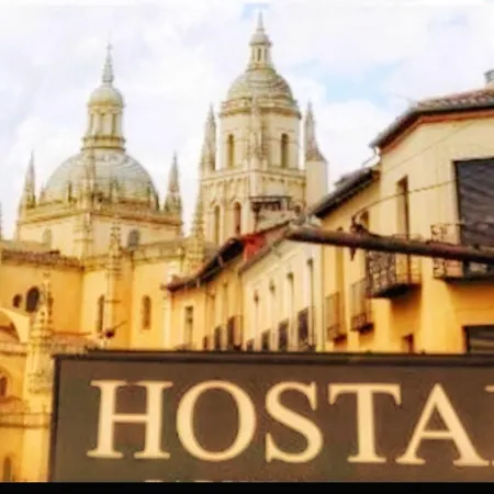 Hostal Plaza-2