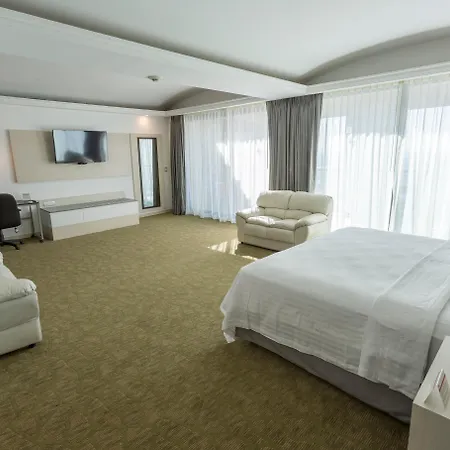 Holiday Inn Queretaro Zona Diamante By Ihg-2