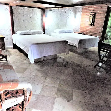 Hotel Casa de Lirio Diamante-3