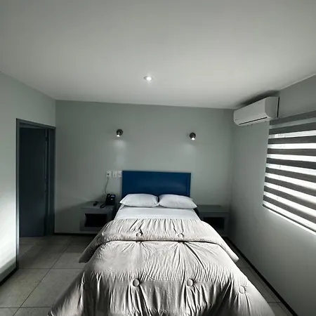 Casa Picacho By Cobo'S-2