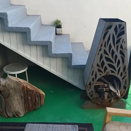 Tree Cabin-3