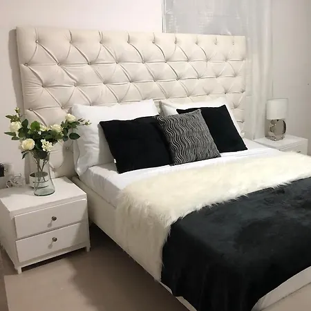 Hostal De la 8-2