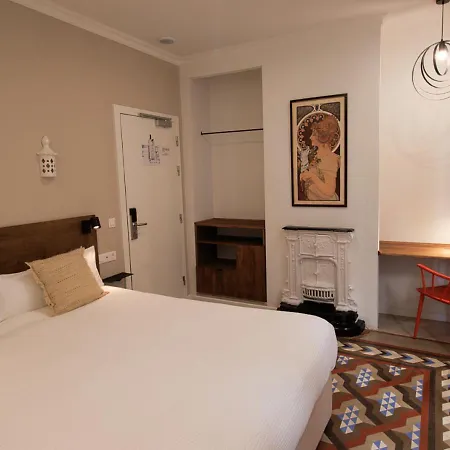 Valola Boutique Rooms-2