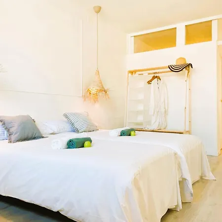 Collection Port - B&B Boutique , Alicante Center-3