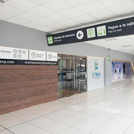 Izzzleep Aeropuerto Terminal 1-2