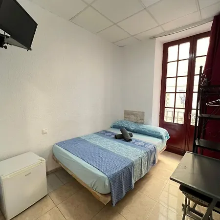 Hostal Milan-3