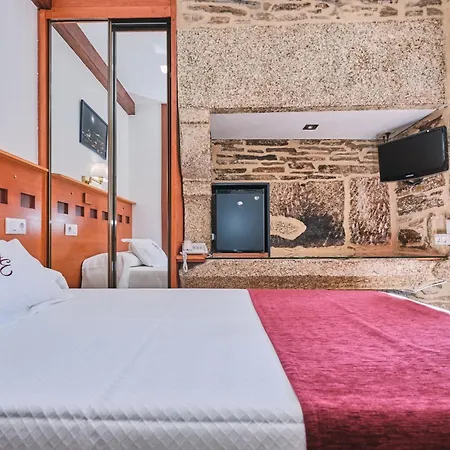 Hotel Entrecercas-3