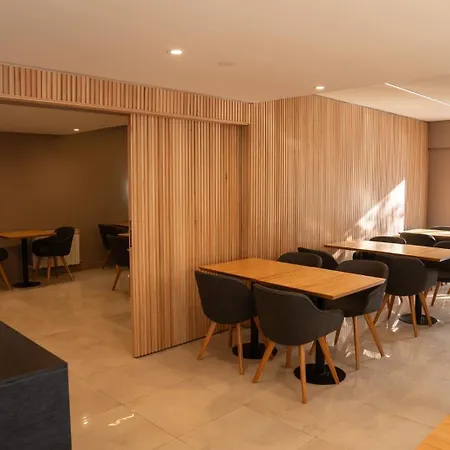 Urbana Suites-3