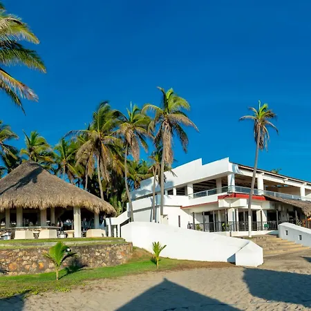 Mar Paraiso Queen-3