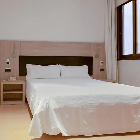 Hotel Lleó-2