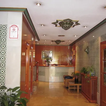 Hotel Elena María-3