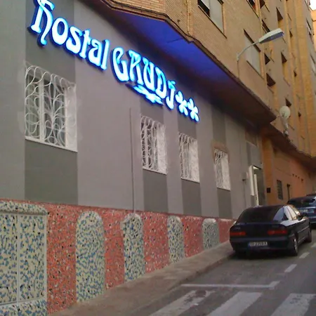 Hostal Gaudi Cuenca-2