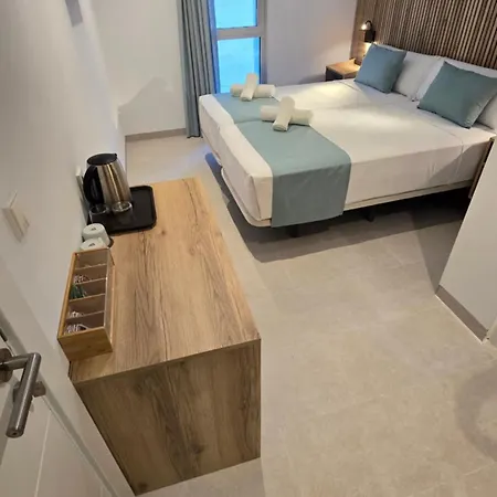 Hostal Rambla 24 By Holihome-3