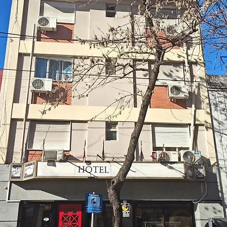 Leon Imperial-2