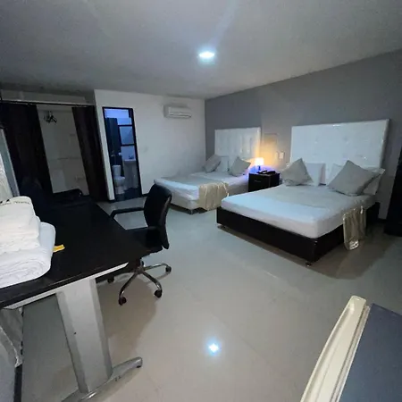 Hotel Plaza Norte Cali-3