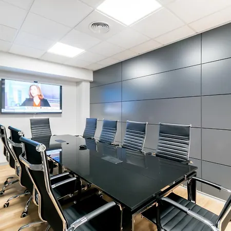 Coliving Gran Via Carlos III-2