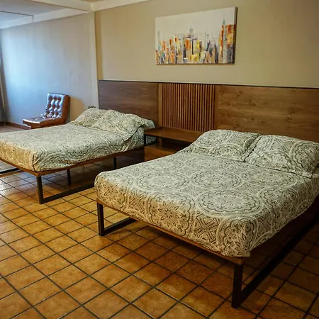Hotel Casa Barcelona San Luis Potosí-3
