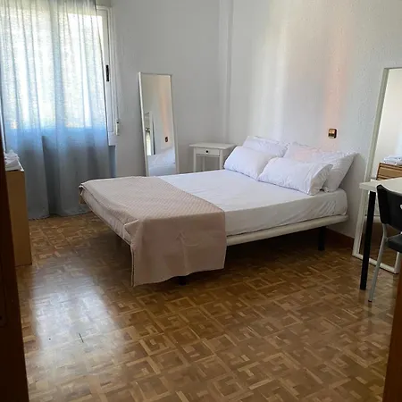 Encantadoras habitaciones en La Castellana-2