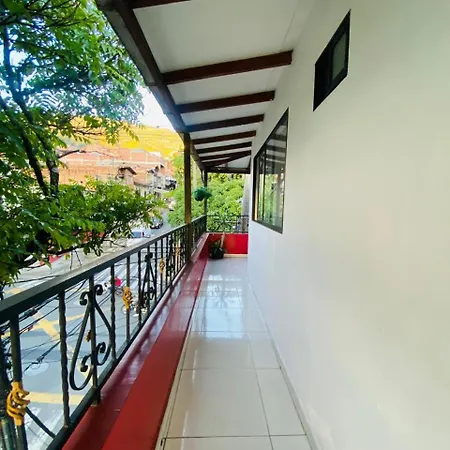 Campo Valdes Park Hostel-3
