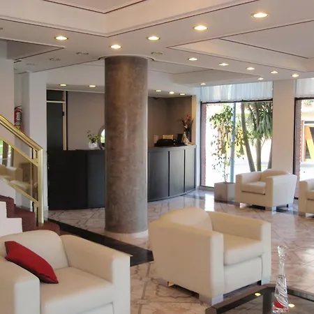 Montecarlo Hotel&Apart-3