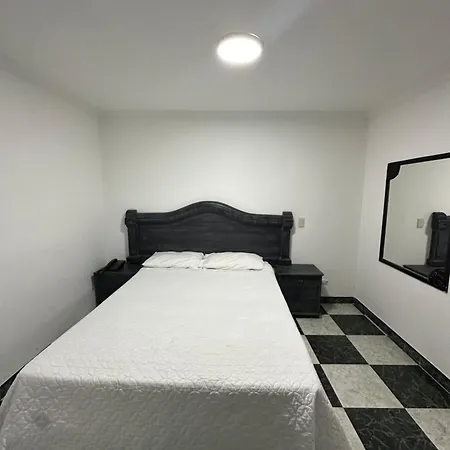 Hotel Nuevo Horizonte E.M.J-2