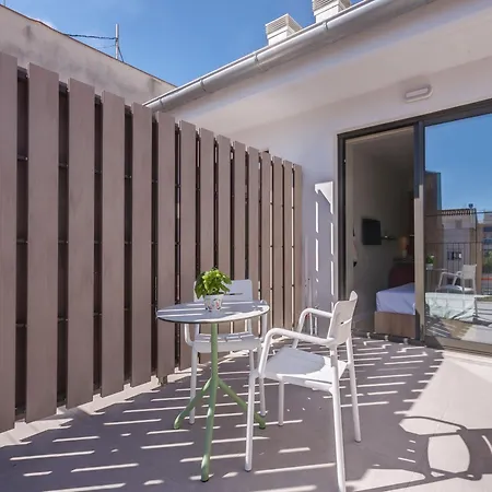 Livensa Living Studios - Valencia Viveros-2